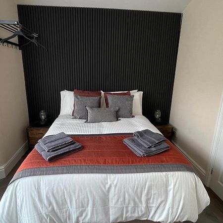 Anfield Place To Stay Liverpool Exteriör bild