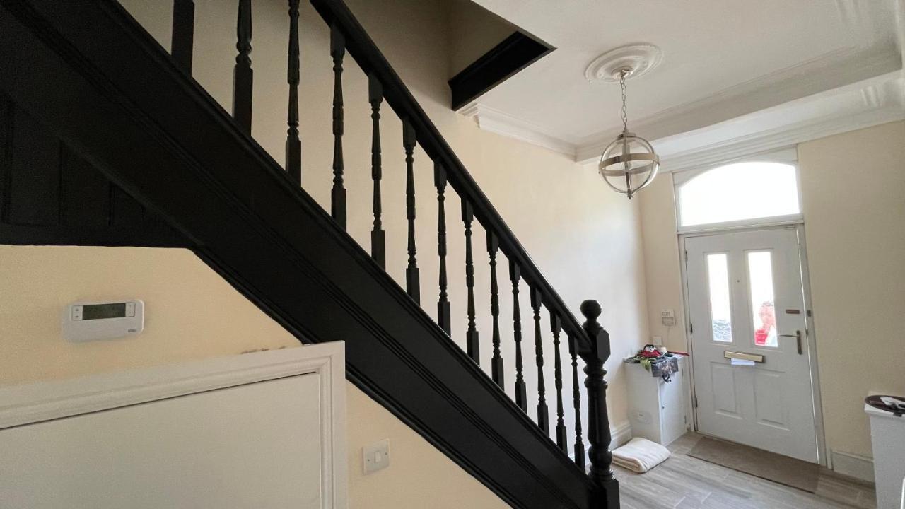 Anfield Place To Stay Liverpool Exteriör bild