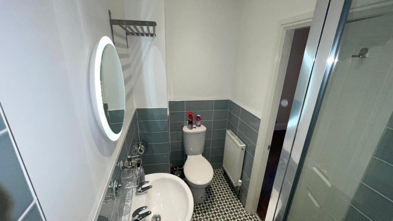 Anfield Place To Stay Liverpool Exteriör bild