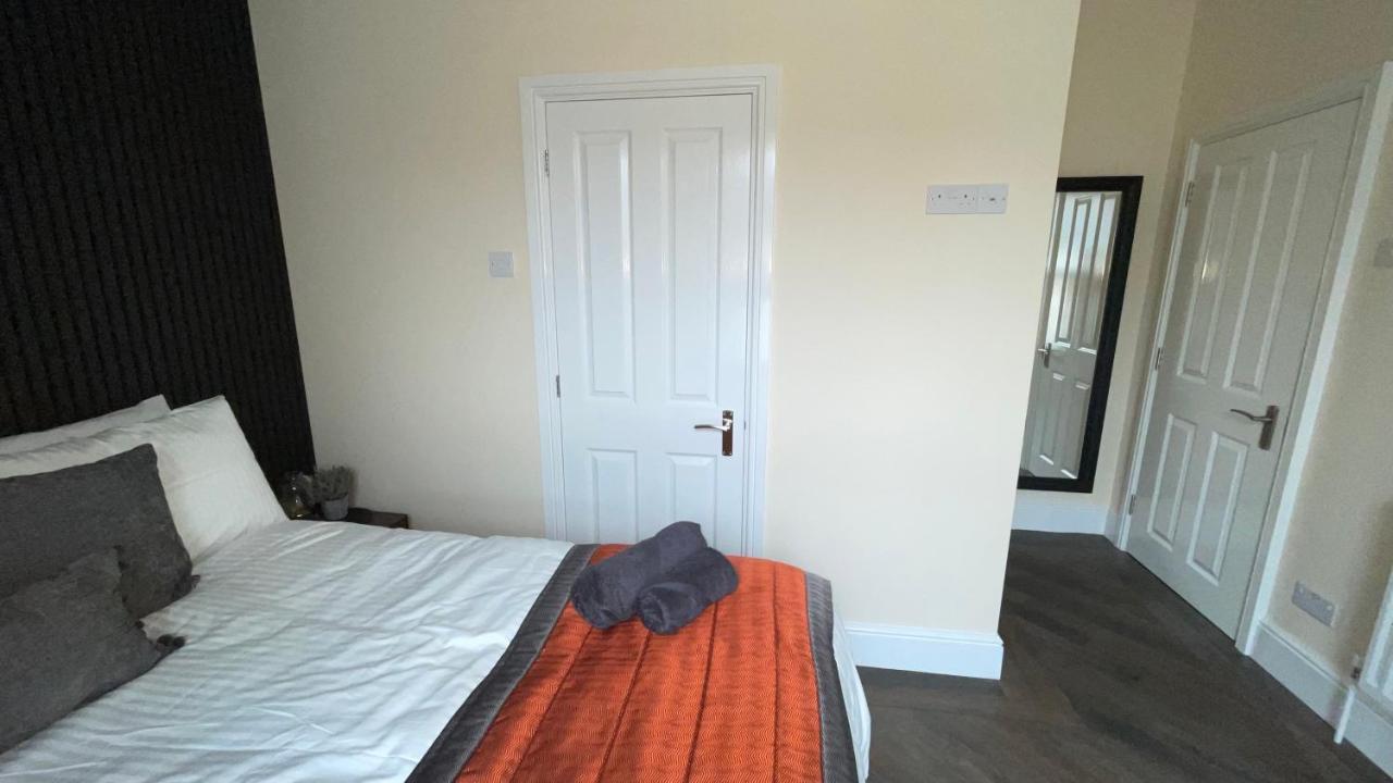 Anfield Place To Stay Liverpool Exteriör bild