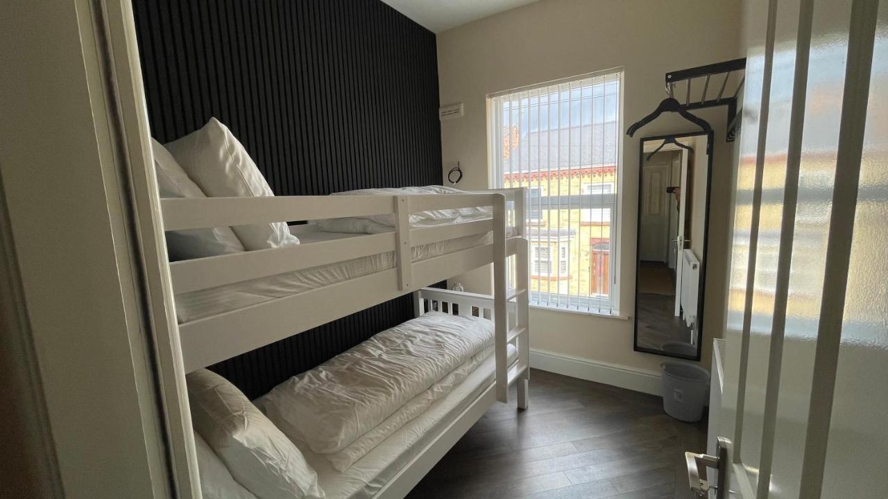 Anfield Place To Stay Liverpool Exteriör bild